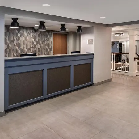 Holiday Inn Express St. Albans By Ihg-2